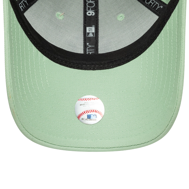 NEW ERA Casquette 9FORTY Femme - New York Yankees Vert Clair (Collection 2025)