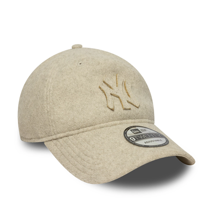 NEW ERA - Casquette MLB 9TWENTY Melton Luxe New York Yankees Beige - 60691092