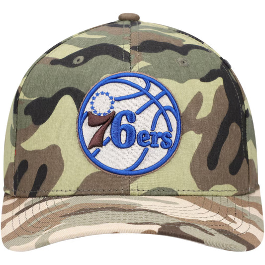 MITCHELL & NESS – Casquette Philadelphia 76ers Woodland Desert Snapback