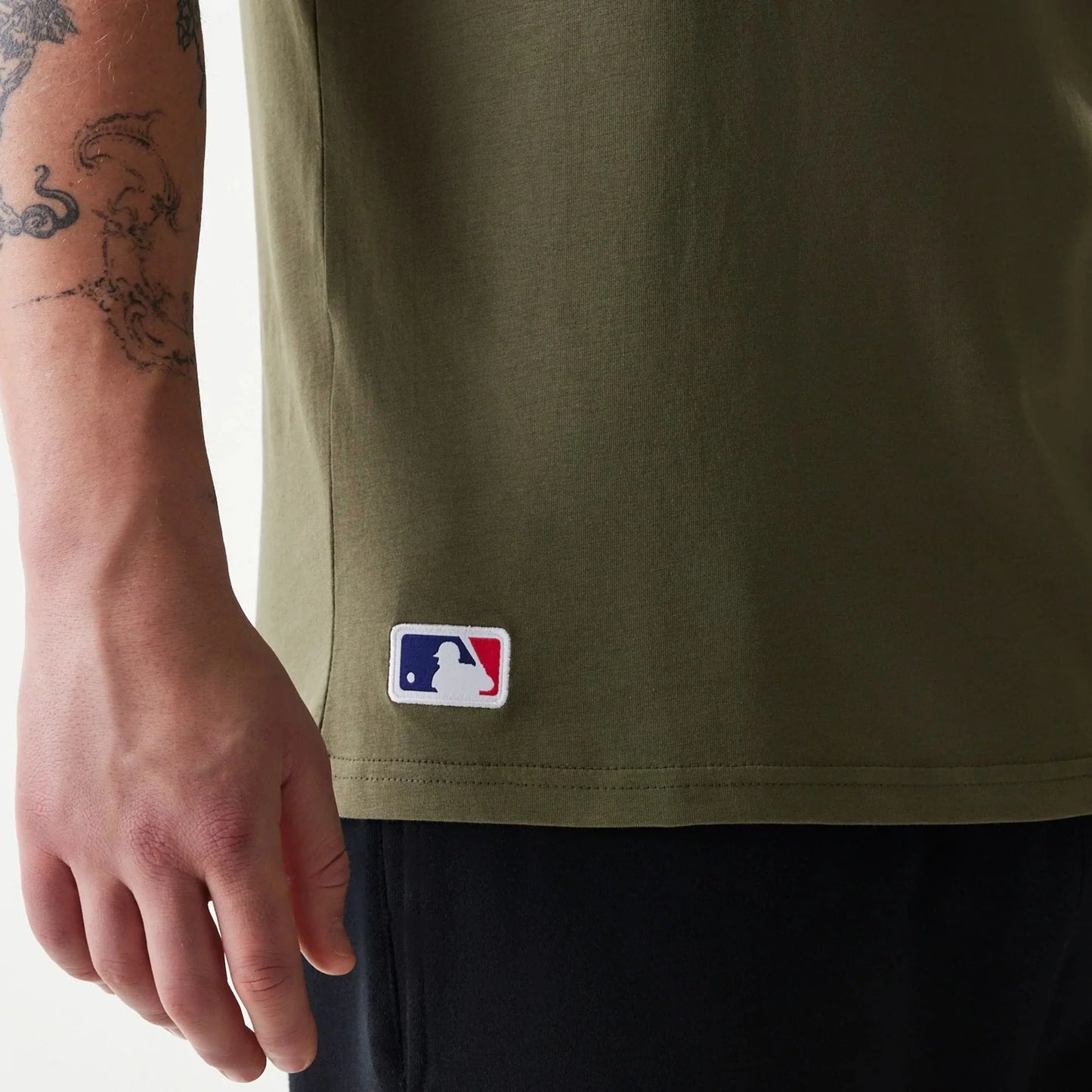 NEW ERA – T-shirt Regular New York Yankees MLB Vert – 60590461